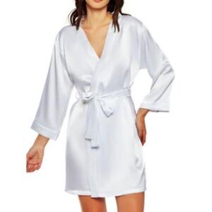 I collection satin robe